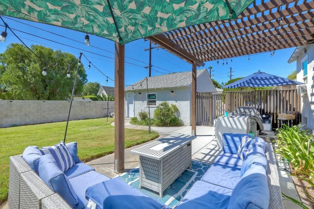 8951 Linden La Mesa, CA 91941