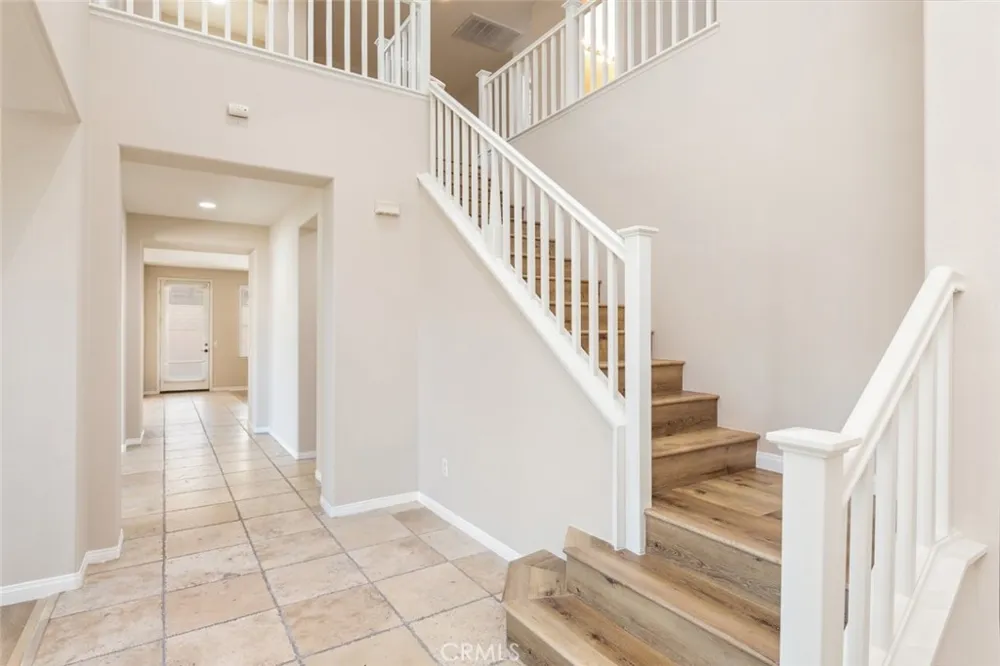 636 Debora Rae Corona, CA 92882
