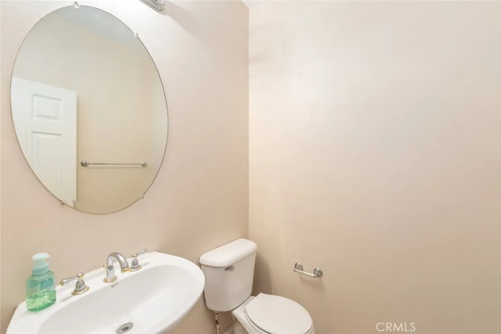 636 Debora Rae Corona, CA 92882