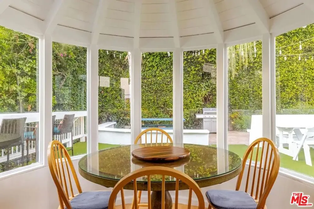21625 Pacific Coast Highway Malibu, CA 90265