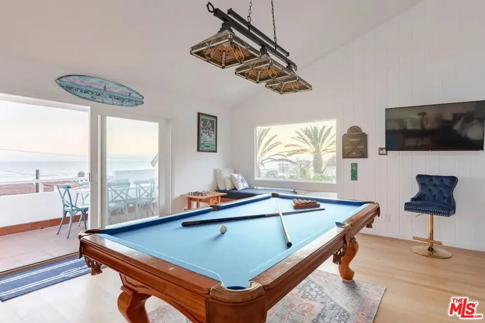 21625 Pacific Coast Highway Malibu, CA 90265