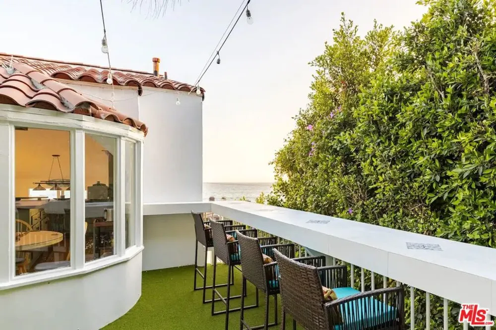 21625 Pacific Coast Highway Malibu, CA 90265