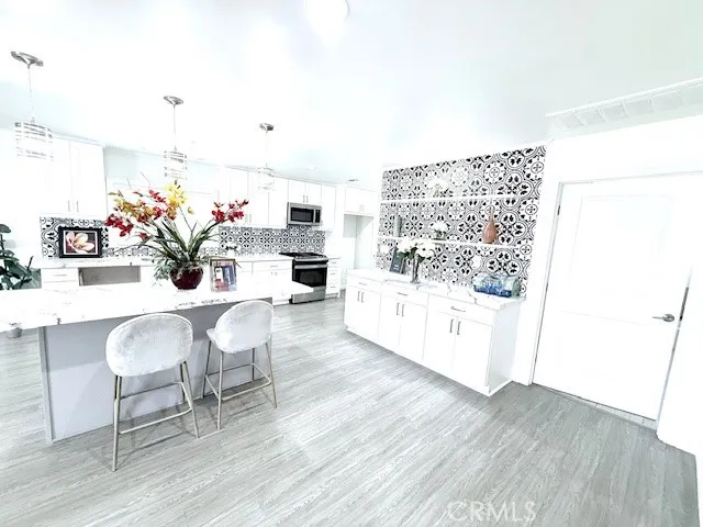 339 S Madison Monrovia, CA 91016