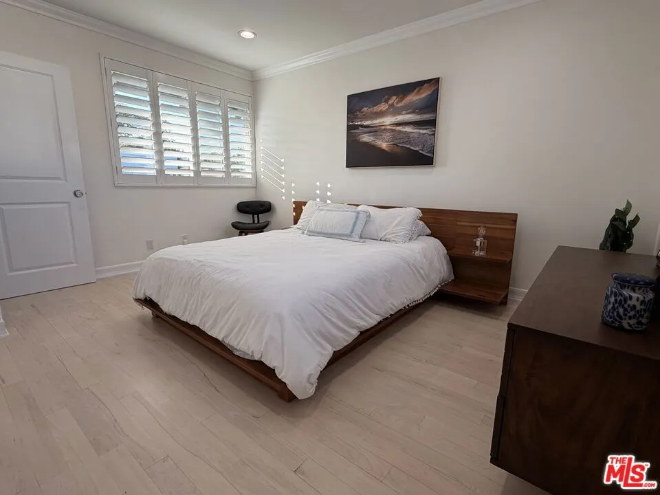 1144 17th Street #11 Santa Monica, CA 90403