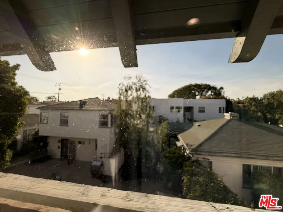 1144 17th Street #11 Santa Monica, CA 90403