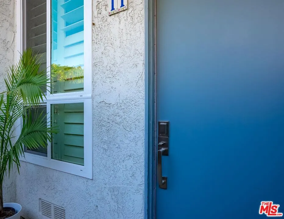 1144 17th Street #11 Santa Monica, CA 90403