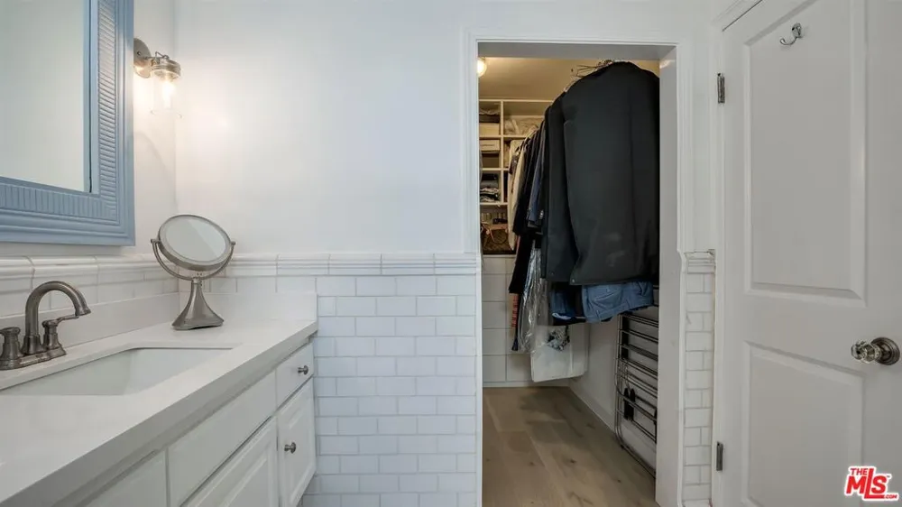 1144 17th Street #11 Santa Monica, CA 90403