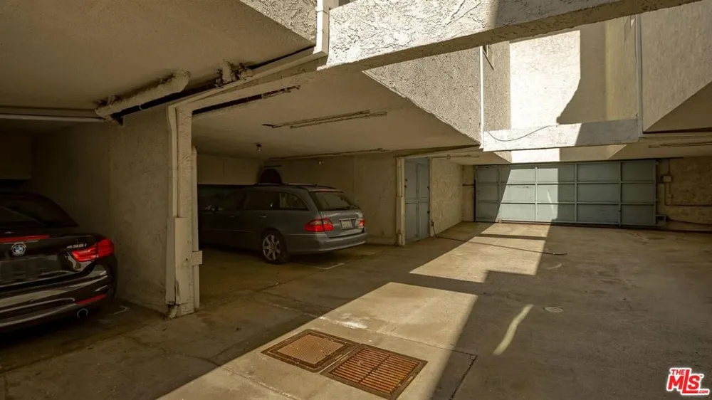 1144 17th Street #11 Santa Monica, CA 90403