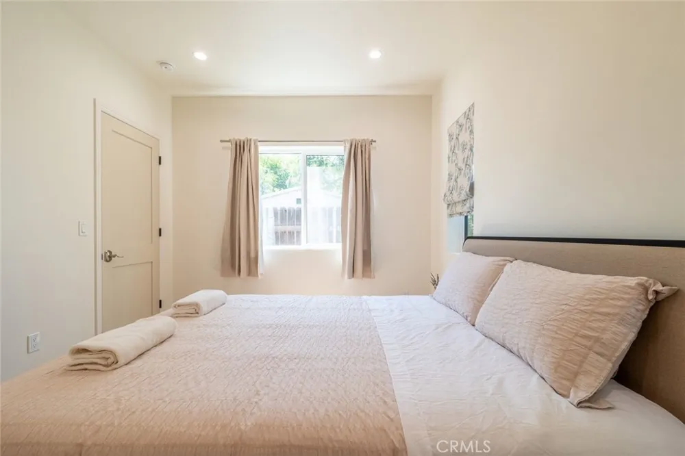 613 W Olive #1 Monrovia, CA 91016