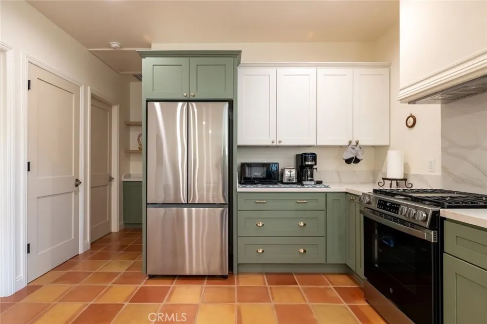613 W Olive #1 Monrovia, CA 91016