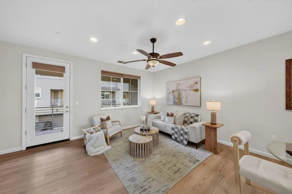911 White Moonstone Loop San Jose, CA 95123