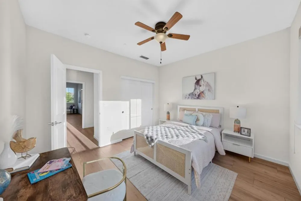 911 White Moonstone Loop San Jose, CA 95123