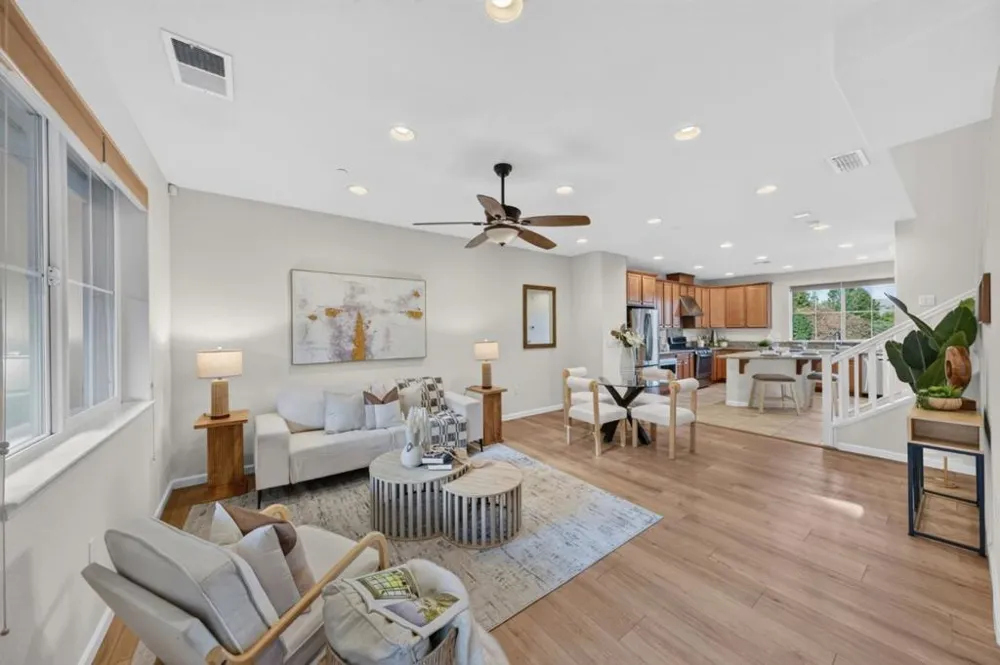 911 White Moonstone Loop San Jose, CA 95123