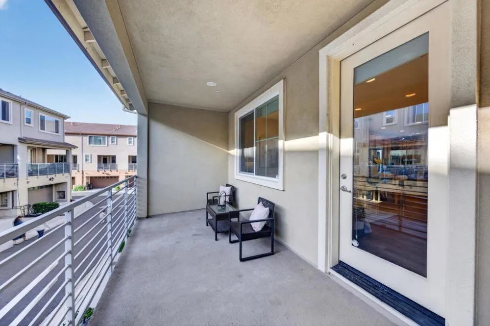 911 White Moonstone Loop San Jose, CA 95123