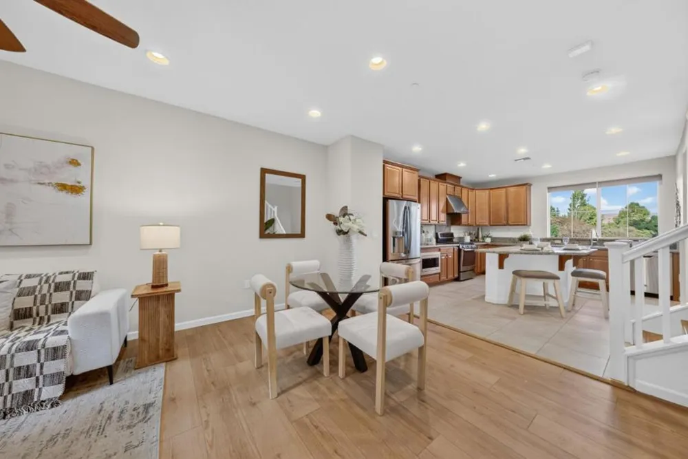 911 White Moonstone Loop San Jose, CA 95123