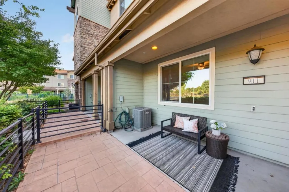 911 White Moonstone Loop San Jose, CA 95123