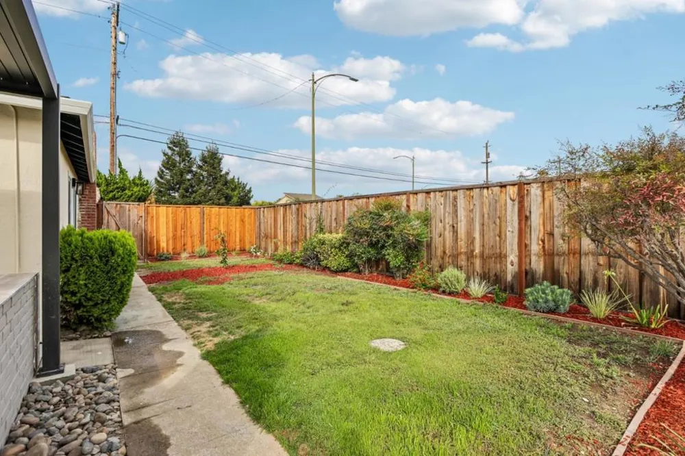 660 White Road San Jose, CA 95127