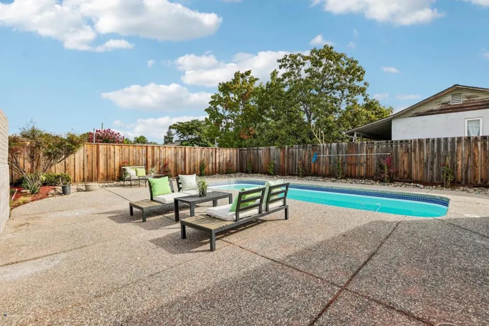 660 White Road San Jose, CA 95127