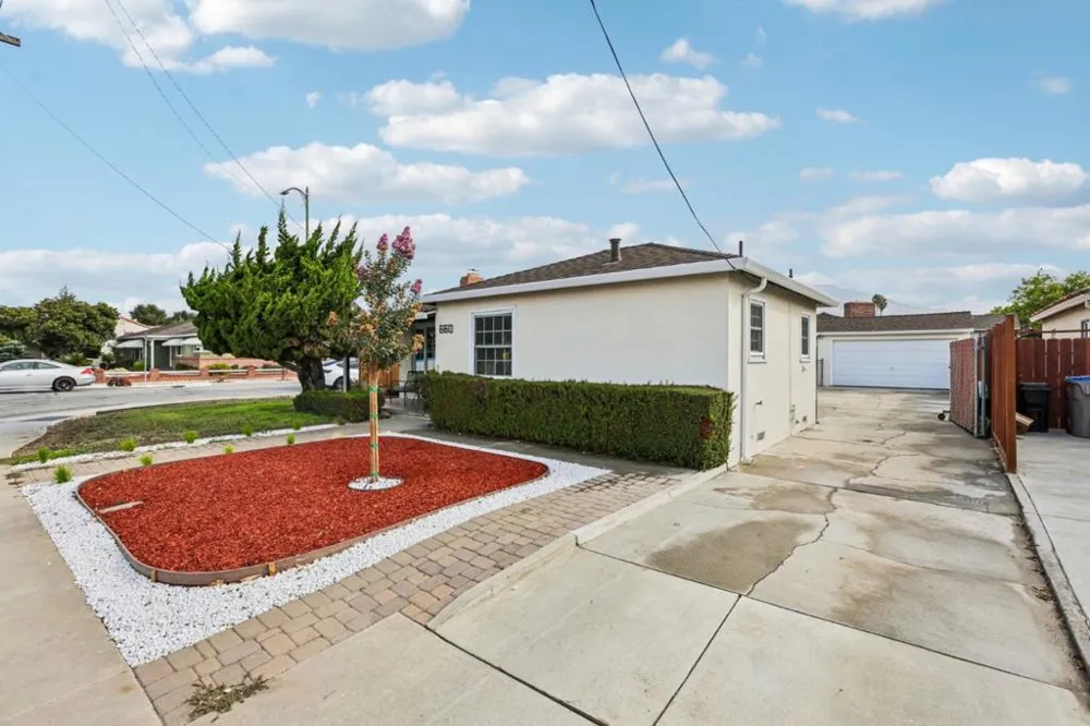 660 White Road San Jose, CA 95127