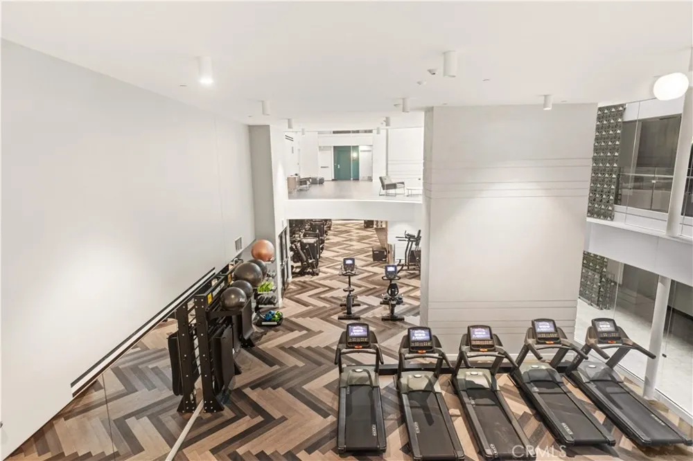 400 S Broadway #1607 Los Angeles, CA 90013