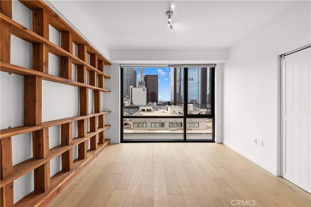 400 S Broadway #1607 Los Angeles, CA 90013