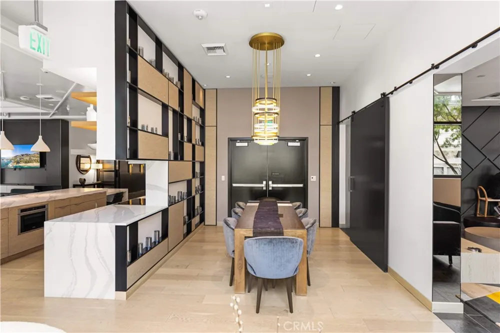 400 S Broadway #1607 Los Angeles, CA 90013