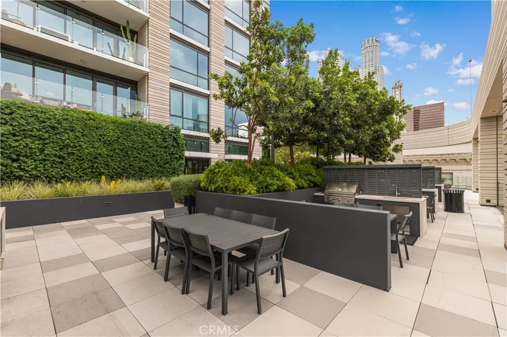 400 S Broadway #1607 Los Angeles, CA 90013