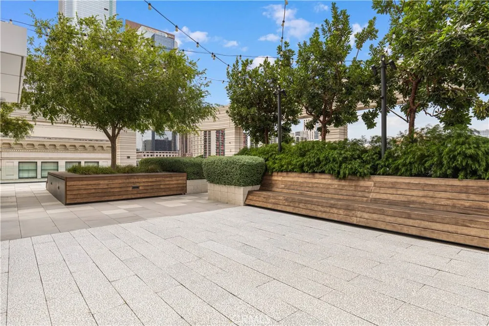 400 S Broadway #1607 Los Angeles, CA 90013