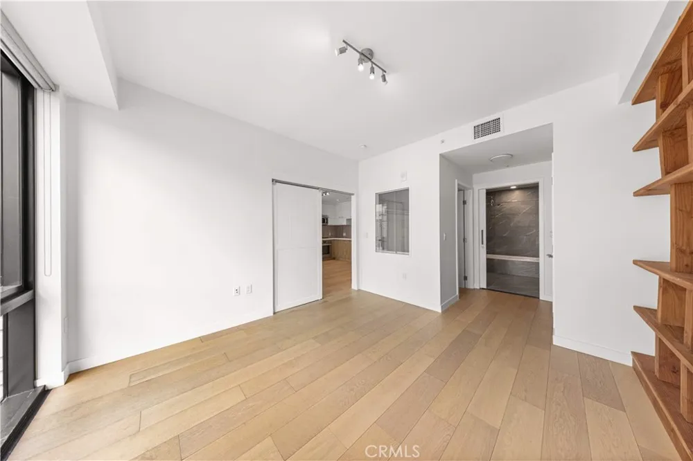 400 S Broadway #1607 Los Angeles, CA 90013