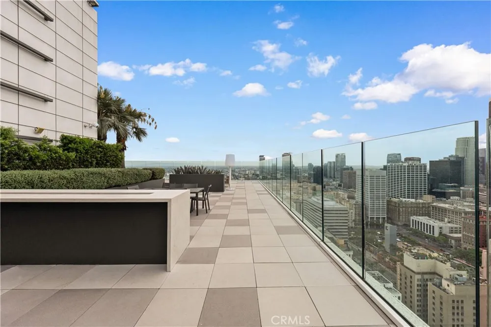 400 S Broadway #1607 Los Angeles, CA 90013
