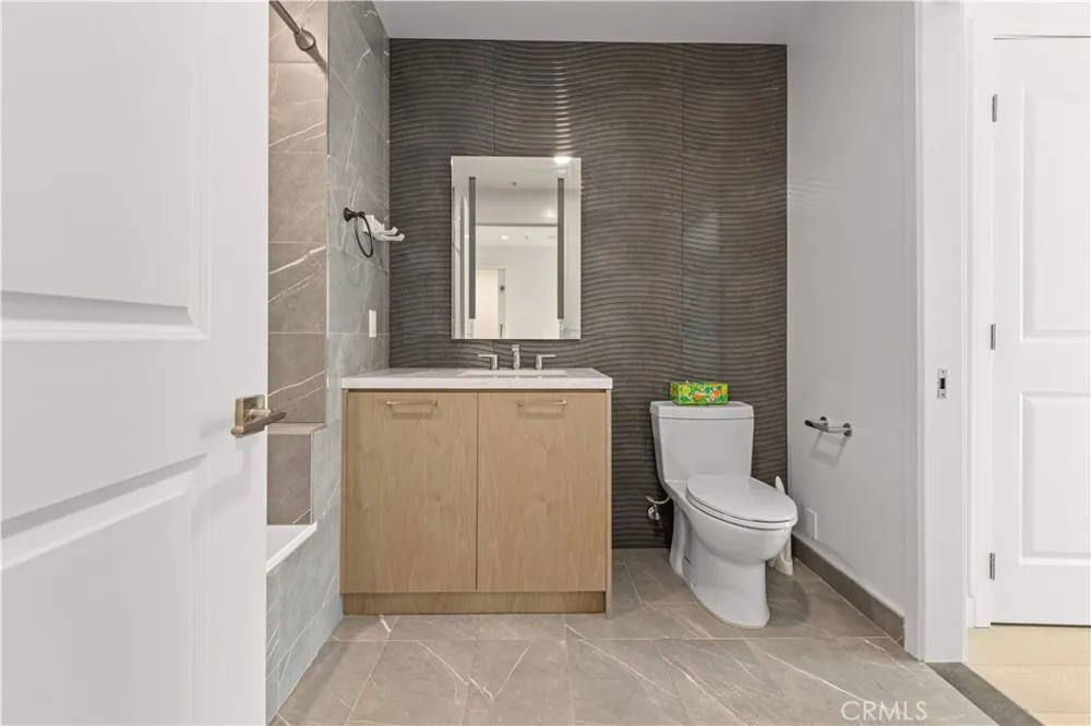 400 S Broadway #1607 Los Angeles, CA 90013