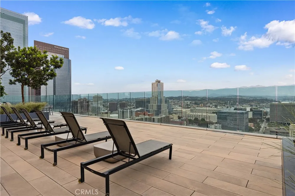 400 S Broadway #1607 Los Angeles, CA 90013