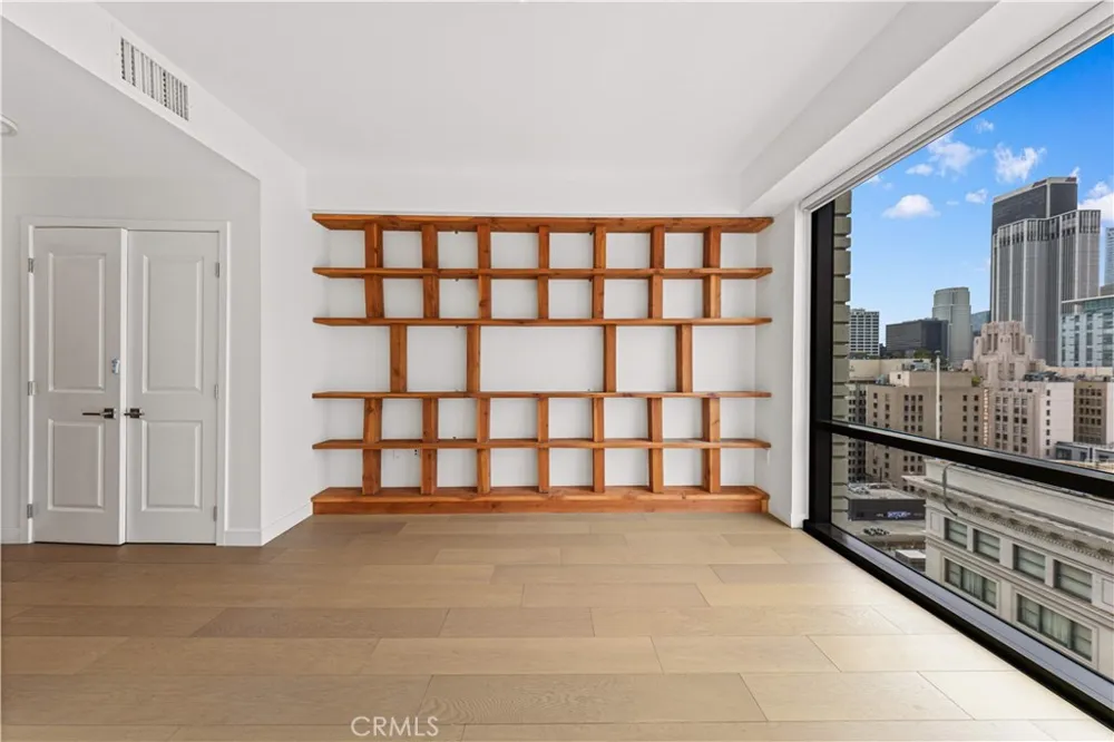 400 S Broadway #1607 Los Angeles, CA 90013