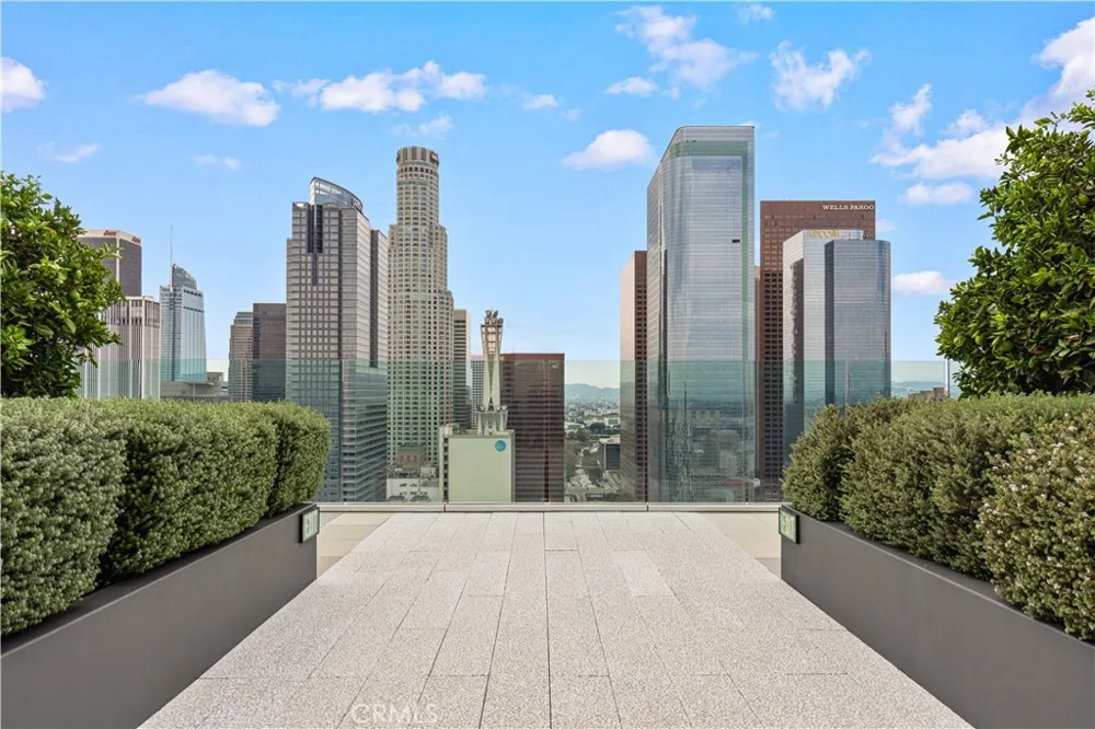 400 S Broadway #1607 Los Angeles, CA 90013