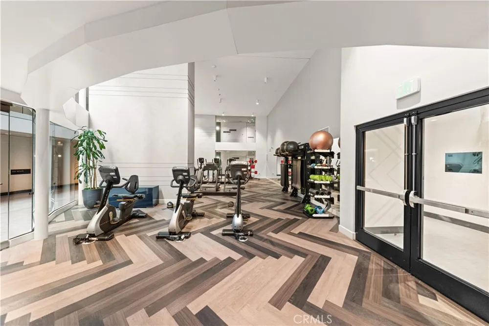 400 S Broadway #1607 Los Angeles, CA 90013