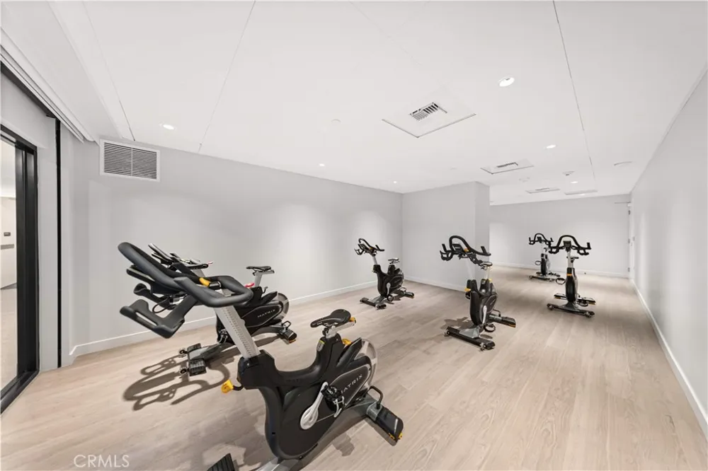 400 S Broadway #1607 Los Angeles, CA 90013