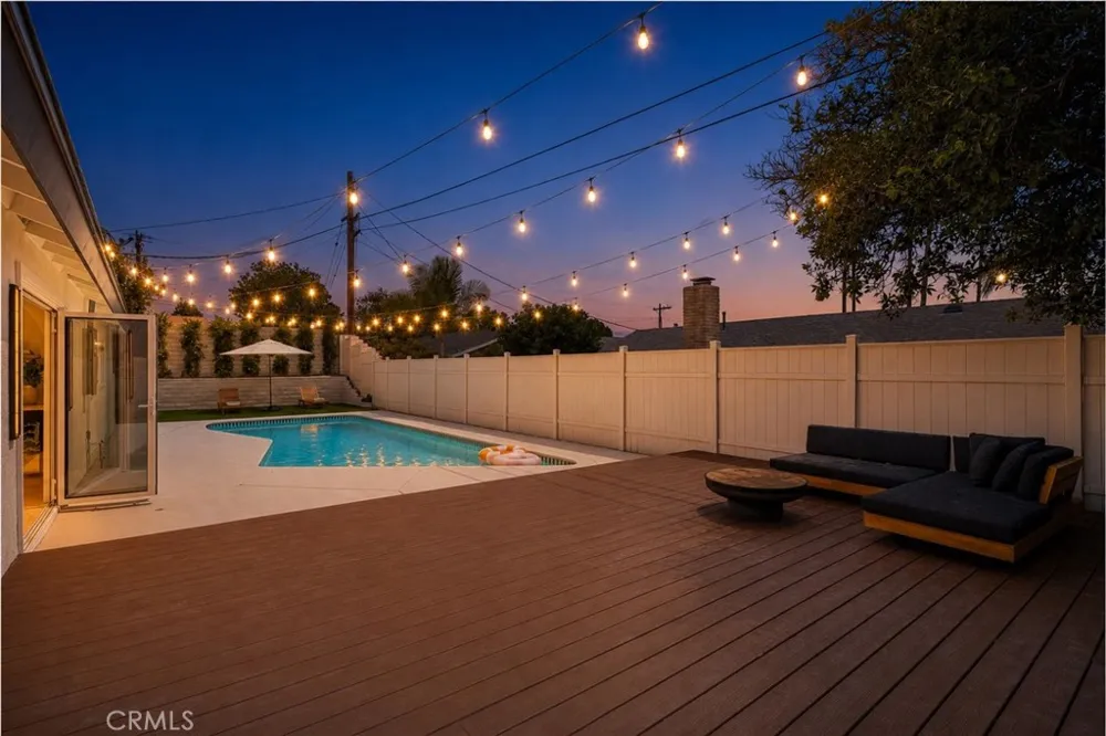 18712 Piper Yorba Linda, CA 92886