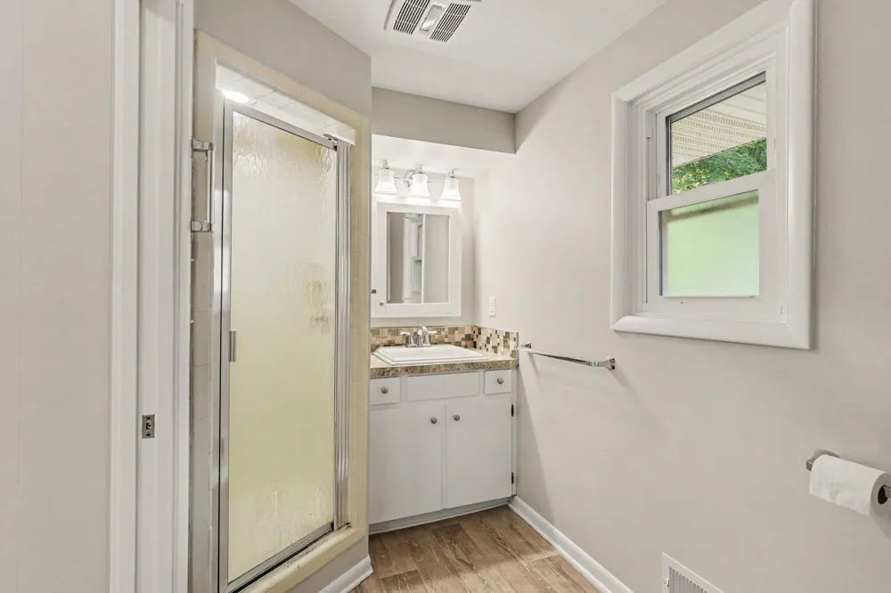 997 Colonial Court Holland, MI 49423