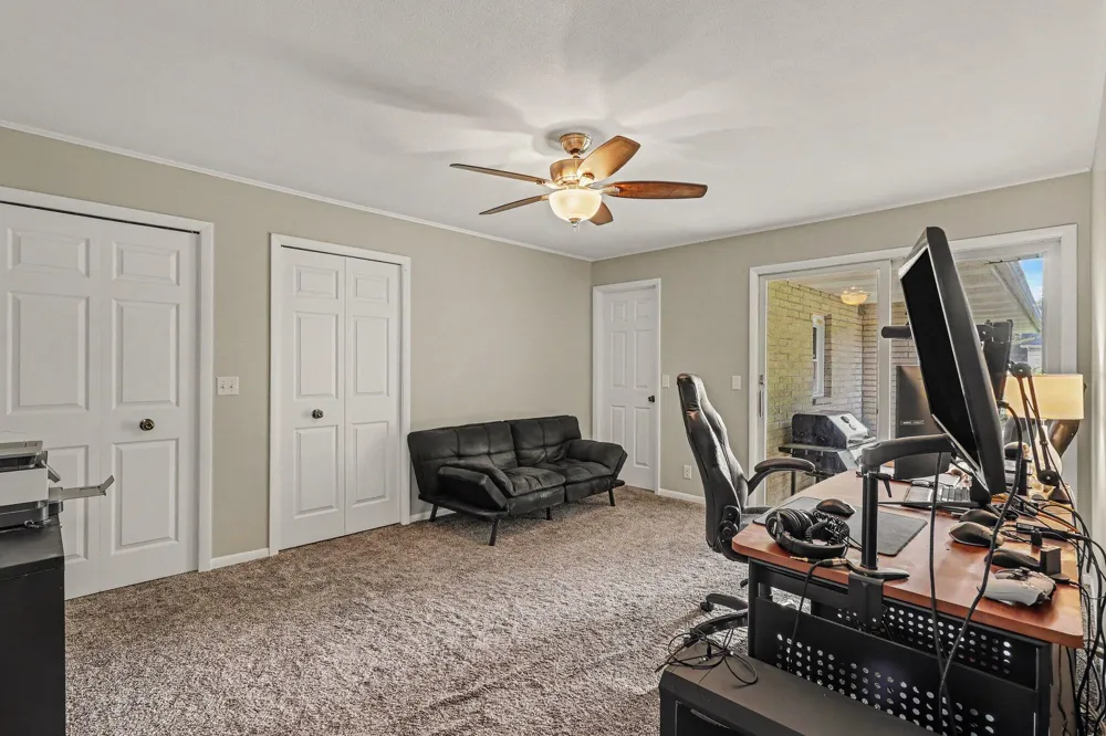 997 Colonial Court Holland, MI 49423