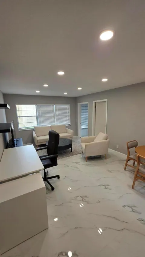 319 LAKE FRANCES DRIVE #319