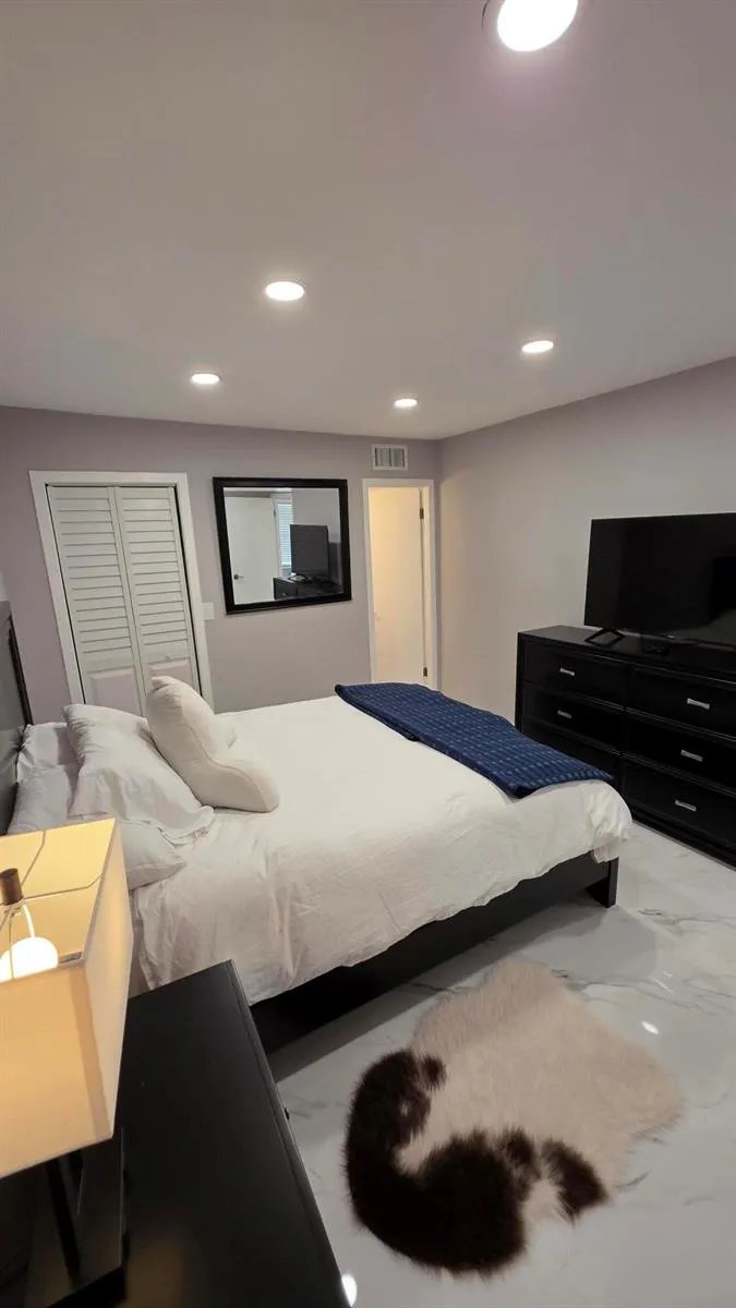319 LAKE FRANCES DRIVE #319 West Palm Beach, FL 33411
