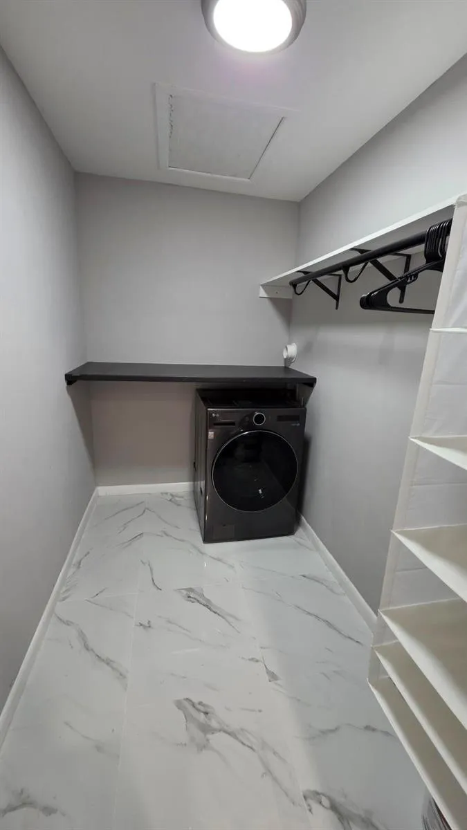 319 LAKE FRANCES DRIVE #319 West Palm Beach, FL 33411