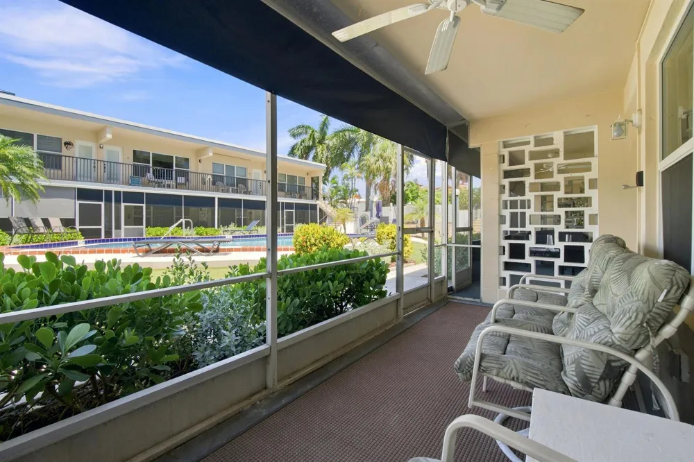 1960 NE 1ST STREET #B4 Deerfield Beach, FL 33441