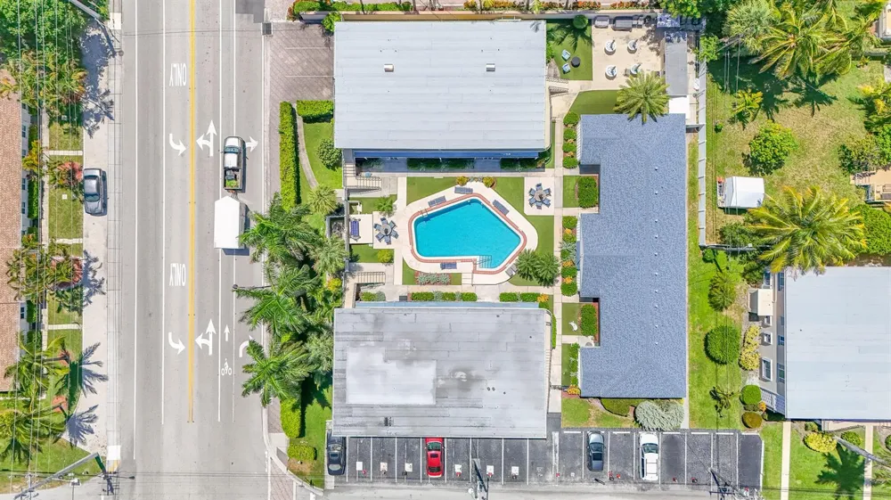 1960 NE 1ST STREET #B4 Deerfield Beach, FL 33441