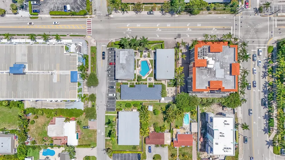 1960 NE 1ST STREET #B4 Deerfield Beach, FL 33441
