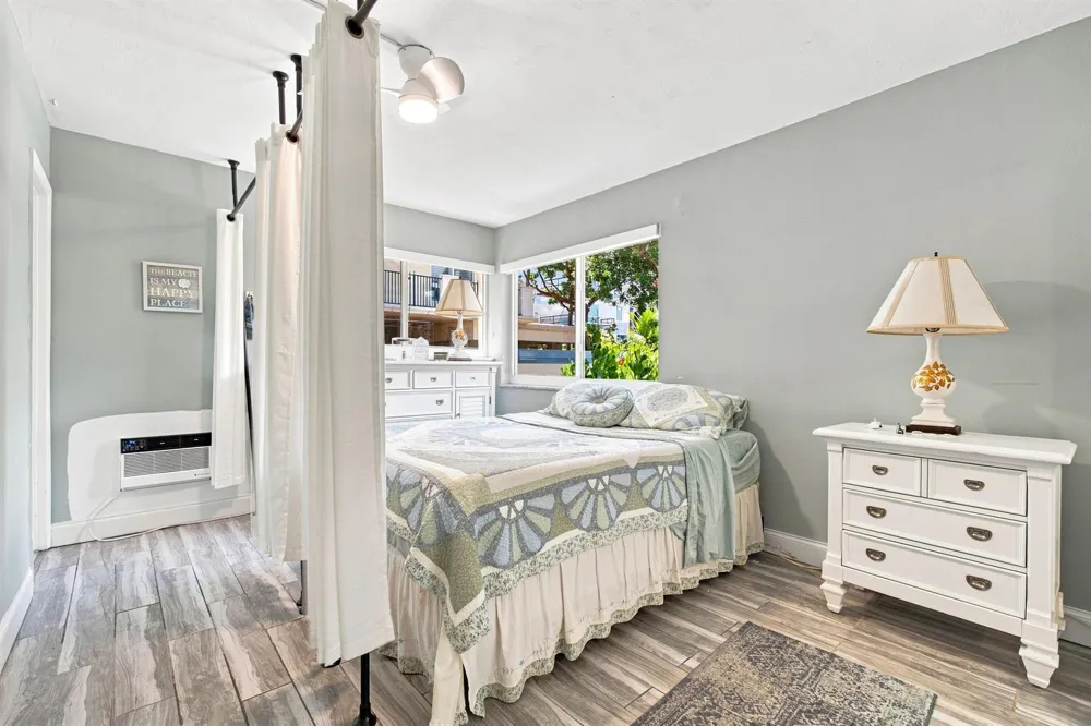 1960 NE 1ST STREET #B4 Deerfield Beach, FL 33441