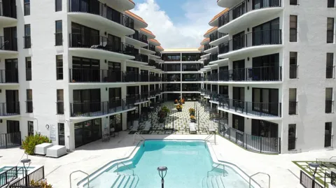 2029 OCEAN BOULEVARD #403