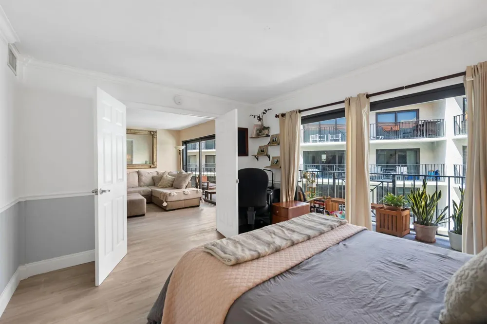 2029 OCEAN BOULEVARD #403 Fort Lauderdale, FL 33305