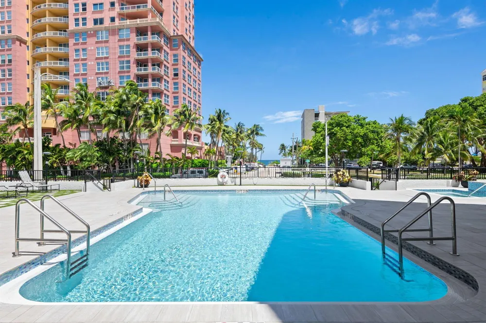 2029 OCEAN BOULEVARD #403 Fort Lauderdale, FL 33305