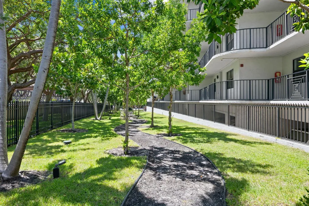 2029 OCEAN BOULEVARD #403 Fort Lauderdale, FL 33305